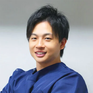 歯科医師 小浜 賢史
